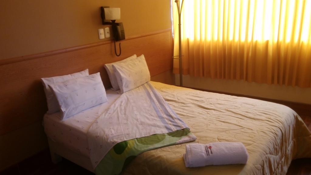 Oasis Hostal