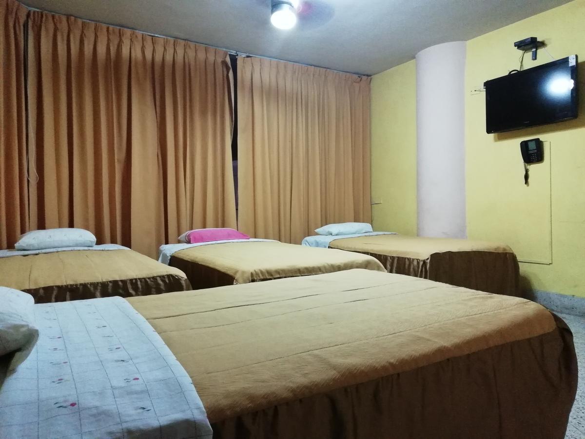 Hostal Oasis