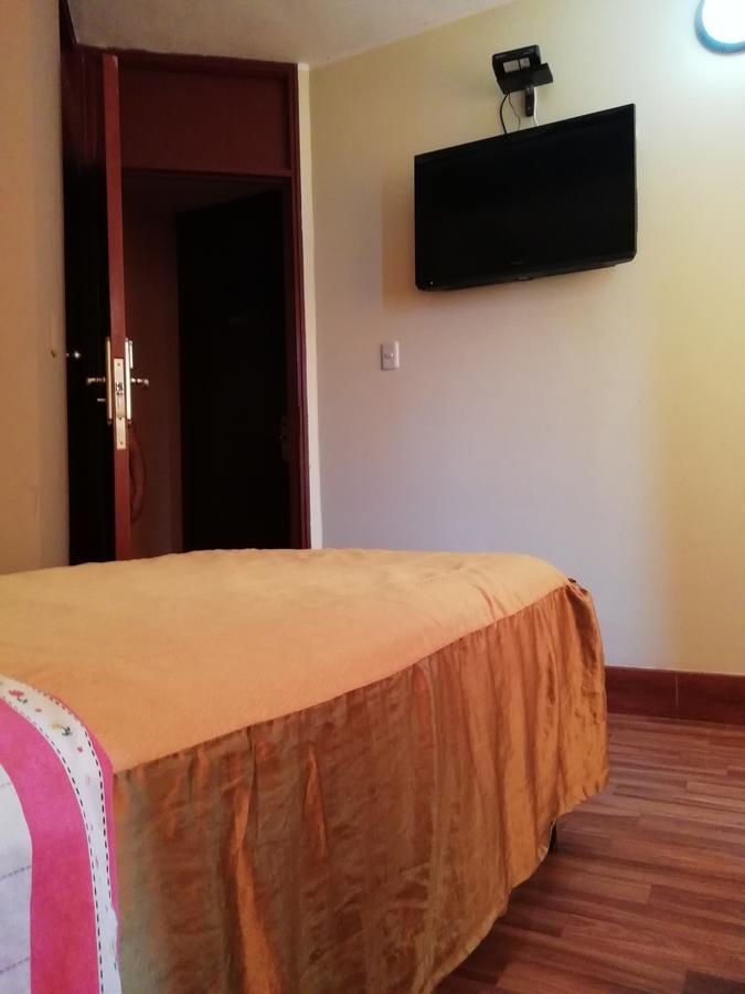 Oasis Hostal